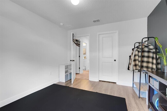 Building Photo - 3528 Bristol Cove Ln