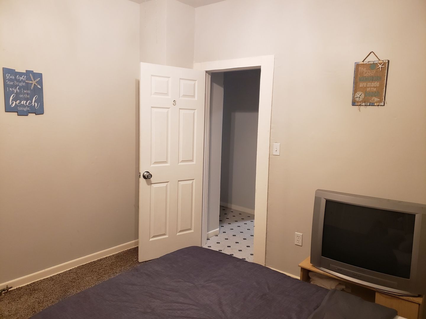 Building Photo - 2739 SE Loop 410 Acc Rd