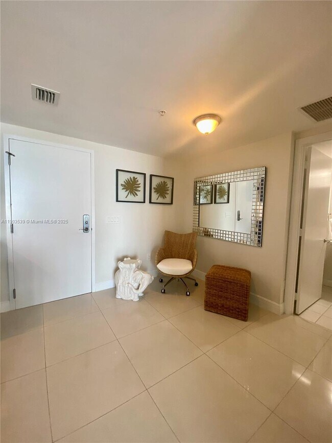 Building Photo - 185 SW 7th St