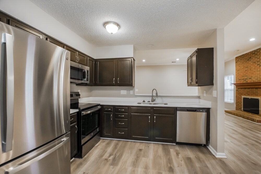 Building Photo - 14224 Quartz Ln