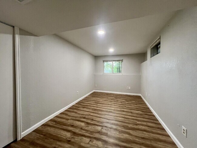 Building Photo - 13238 Alcott Cir