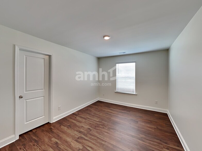 Building Photo - 13205 Jansen Ridge Way