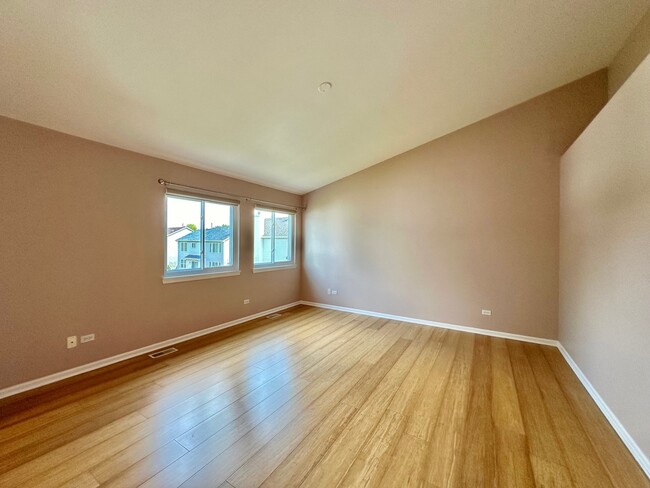 Building Photo - 2164 Horncastle Ln