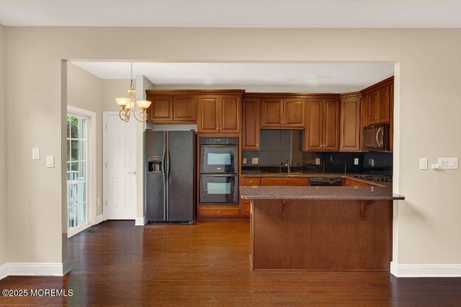 Building Photo - 59 Brookfield Dr