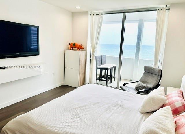 Building Photo - 10275 Collins Ave