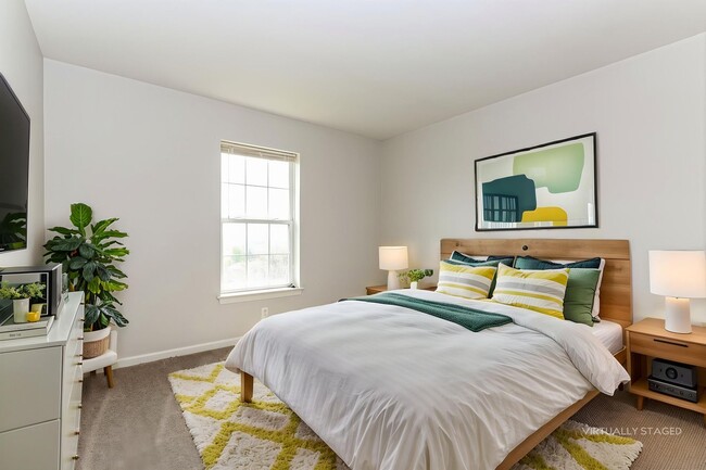 Building Photo - Beautiful 3 Bed, 4 Bath Home in Ephrata