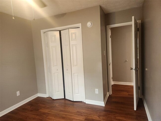 Building Photo - 1214 Camellia Woods Ct