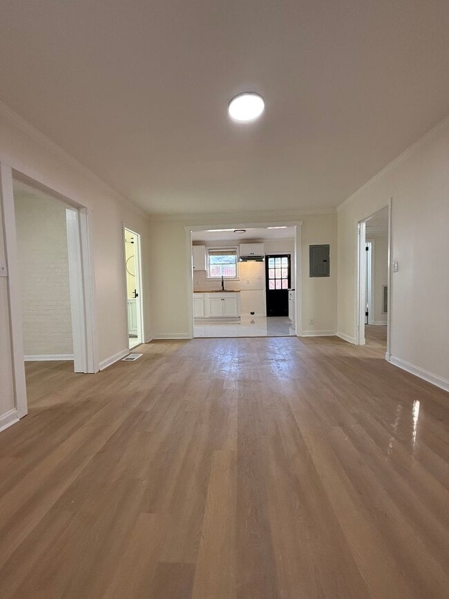 Building Photo - Available June 1st- Recently remodeled 3-bedroom, 2-bath home