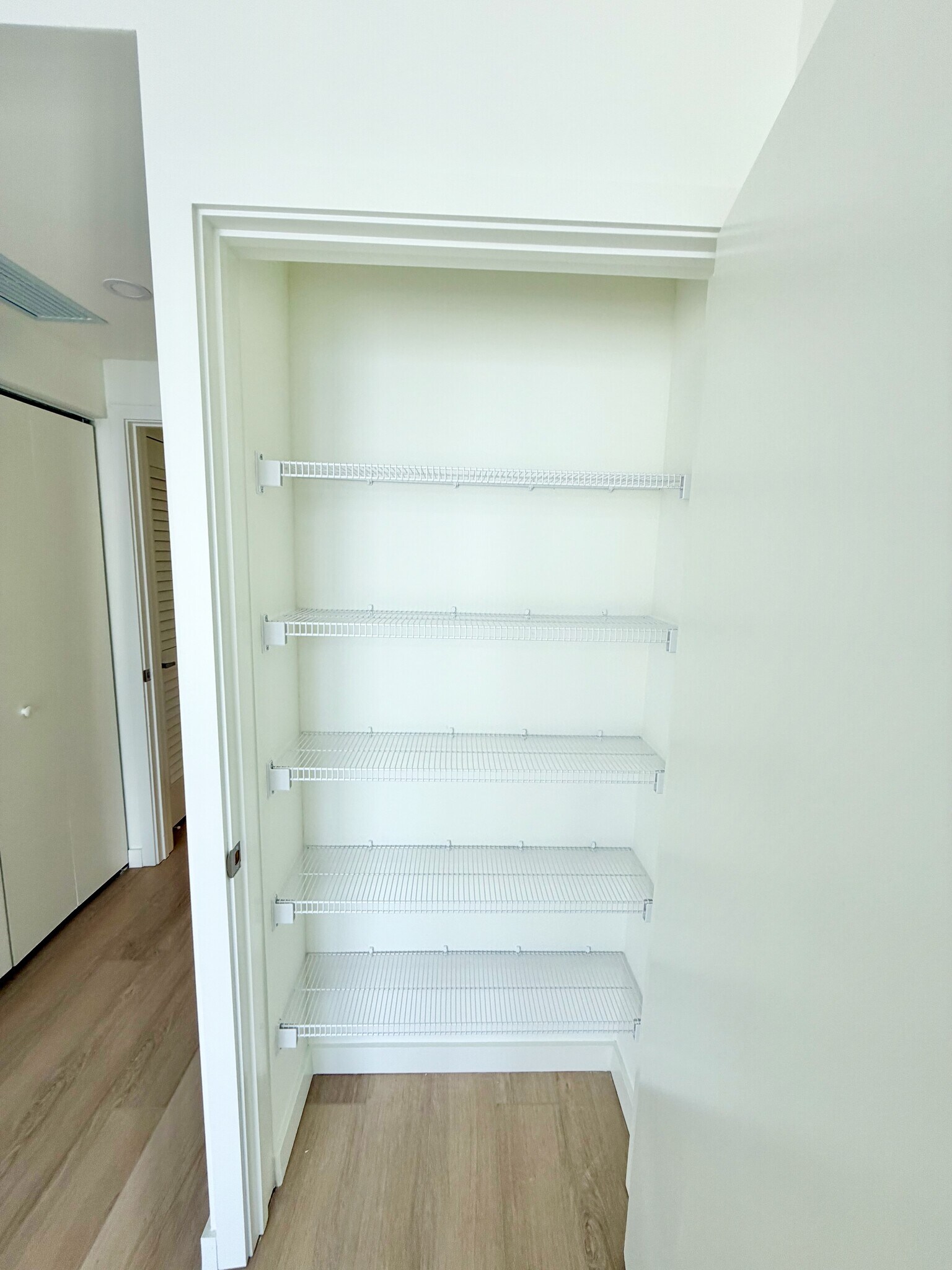 Building Photo - 141 NE 2nd St