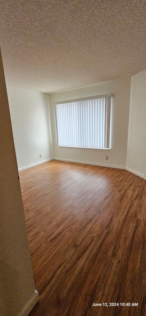 Building Photo - Creekridge Villas Single Story Condo in Ga...
