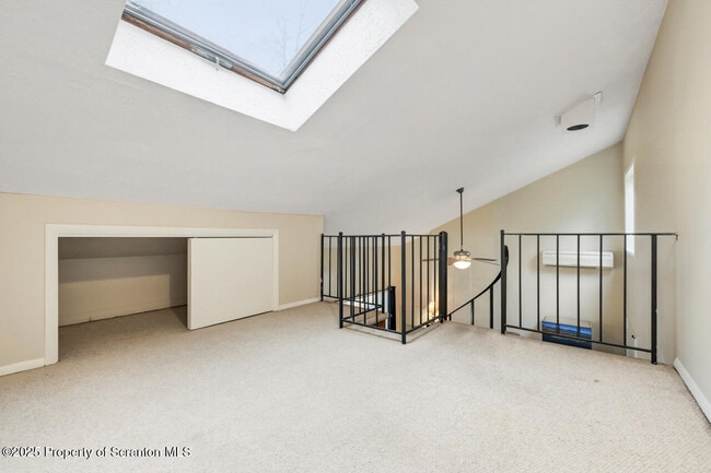 Building Photo - 300 Lake Rd