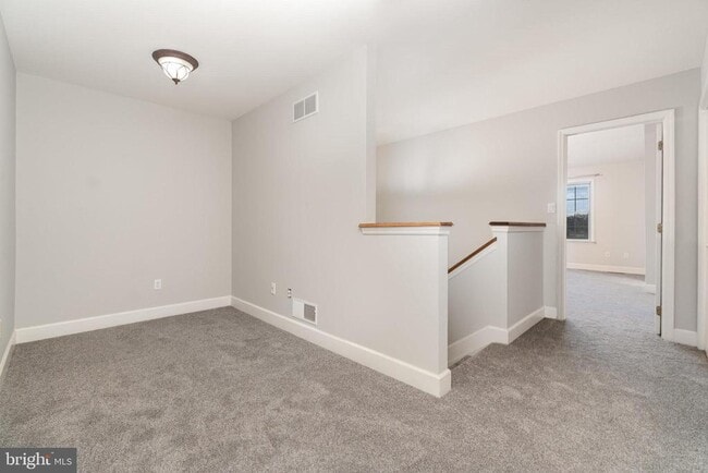 Building Photo - 103 Scully Pl