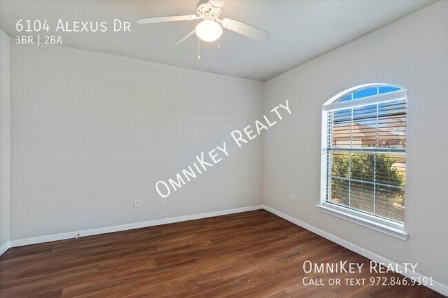 Building Photo - 6104 Alexus Dr