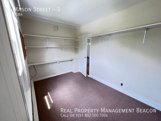 Building Photo - 24 Mason St