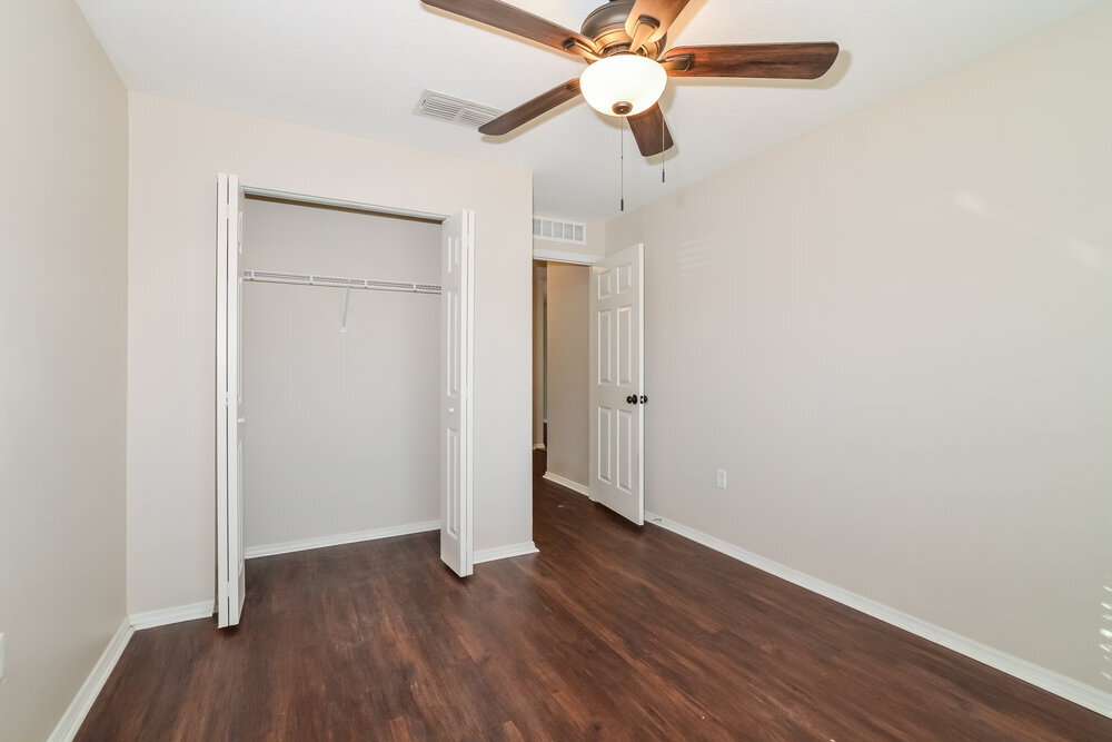 Building Photo - 1729 Strathmore Cir