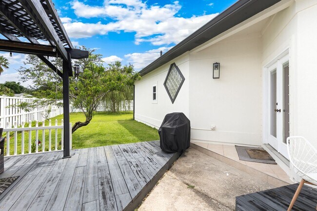 Building Photo - 4086 Indian Trail