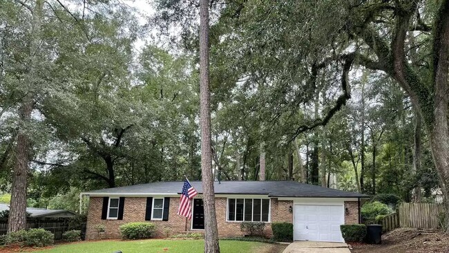 Building Photo - 1803 Salmon Dr