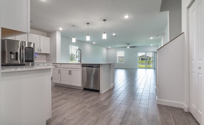 Building Photo - 6378 Windwood Wy