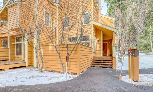 Building Photo - Seasonal McCloud Rental - All Ulitlies Inc...