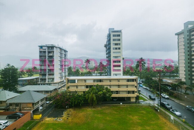 Building Photo - 250 ?Ohua Ave