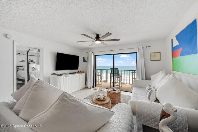 Building Photo - 1465 Jimmy Buffett Mem Hwy