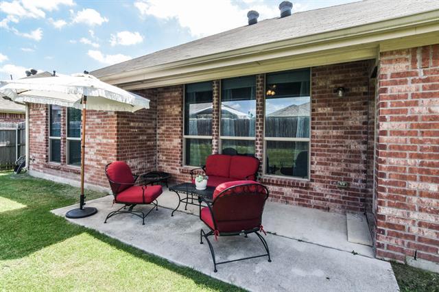 Building Photo - 2105 Woodhaven Dr
