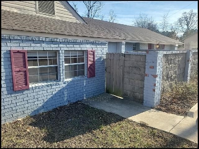 Building Photo - 845 AR-365