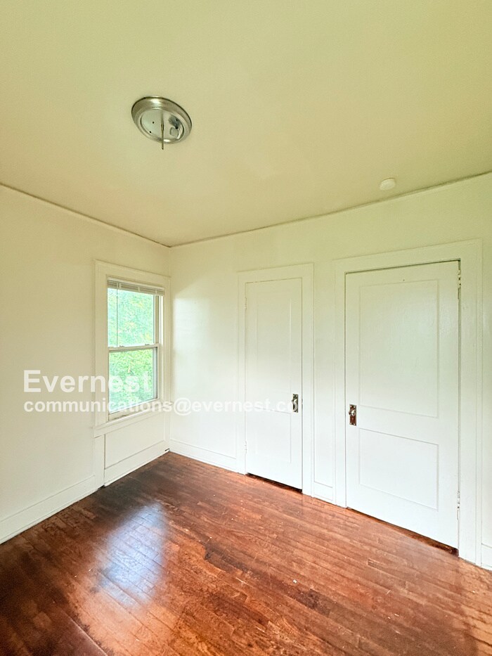 Building Photo - 12021 Stoepel St