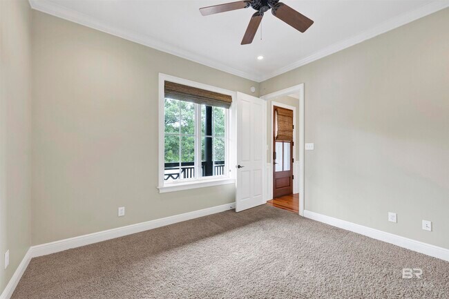 Building Photo - 32491 Water View Dr E