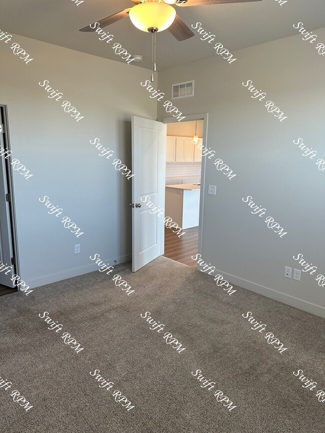 Building Photo - 12428 S Parkwood Ln