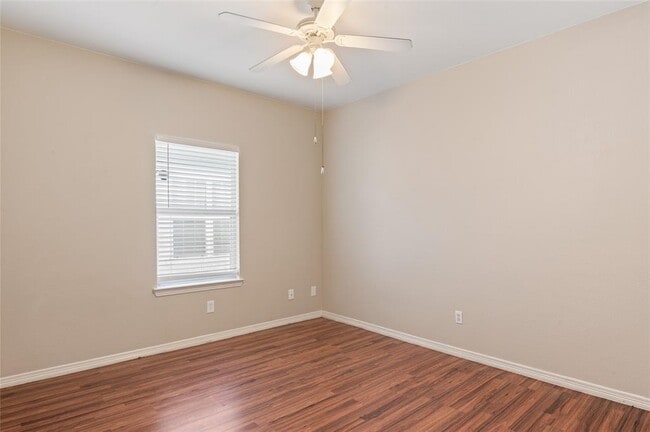Building Photo - 10218 Berry Hill Ln