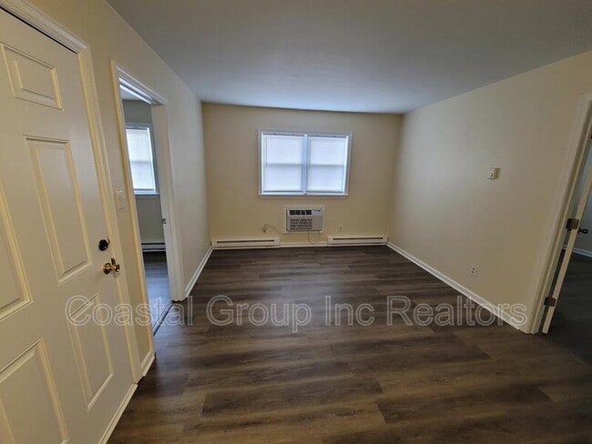 Building Photo - 1438 Kingston Ave