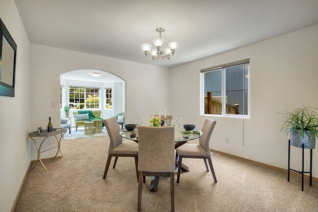 Building Photo - Main floor master - A/C home with 4 bedrooms formal living/dining and great room! Olympia School ...