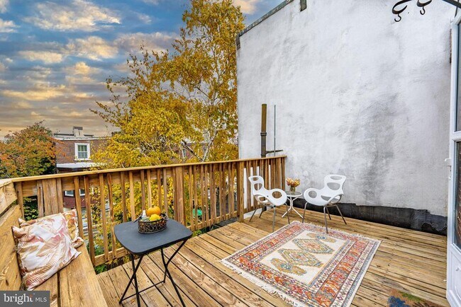 Building Photo - 2007 Mt Vernon St