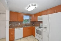 Building Photo - 6650 Royal Palm Blvd