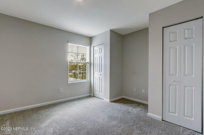 Building Photo - 988 Observatory Pkwy
