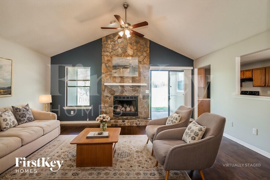 Building Photo - 7734 Pikes Peak Dr