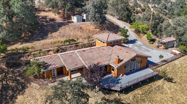 Building Photo - Luxury Hilltop Rental Retreat Overlooking the Cosumnes River Canyon