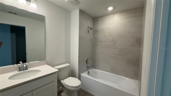 Building Photo - 3636 SE 37th Ct