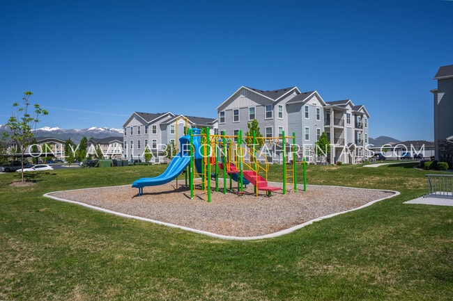 Building Photo - 1128 S 820 E