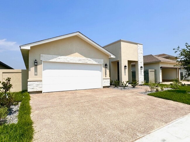 Building Photo - 1405 Eagles Ln