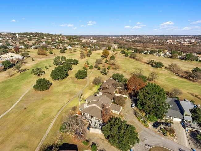 Building Photo - 701 Oakland Hills Ln