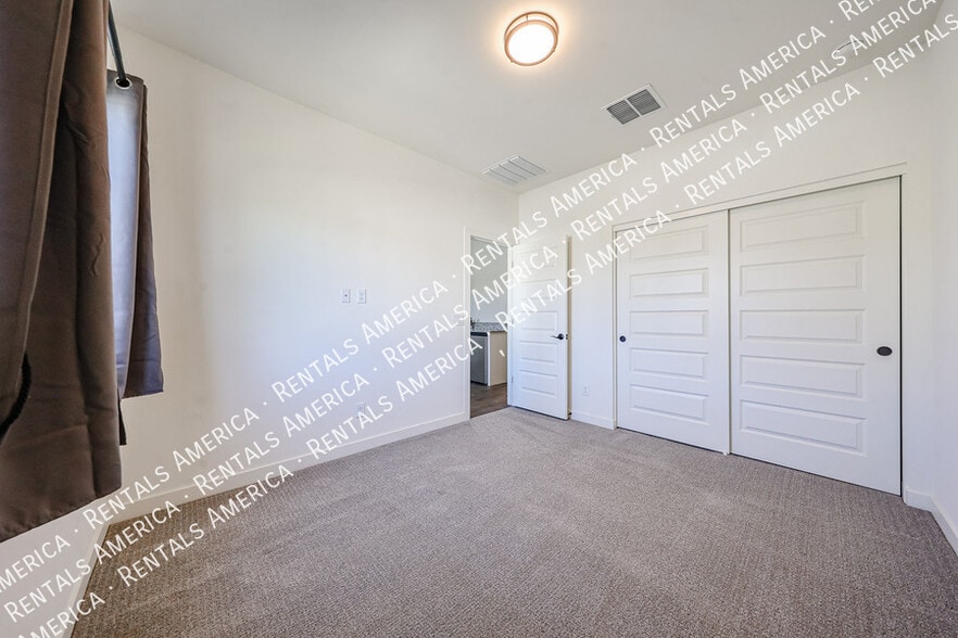 Building Photo - 12557 W Citrus Wy