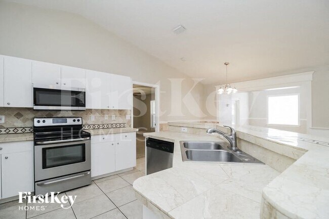 Building Photo - 2606 Palmer Ave SE