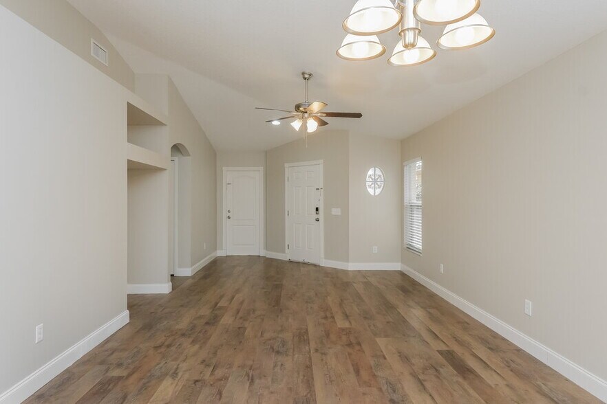 Building Photo - 10610 Navigation Dr