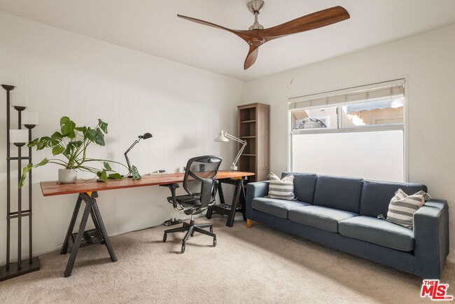 Building Photo - 360 Canon Dr