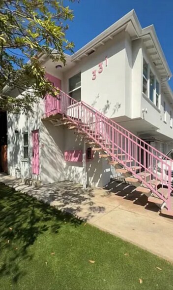 Building Photo - 331 W Windsor Rd