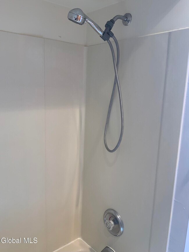 Building Photo - 160 Jackson St