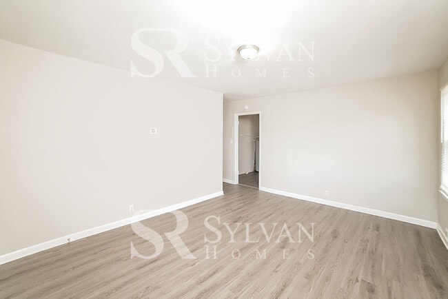 Building Photo - You will love this 3BR Home!