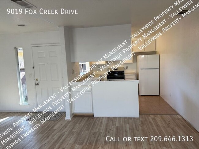 Building Photo - 9019 Fox Creek Dr